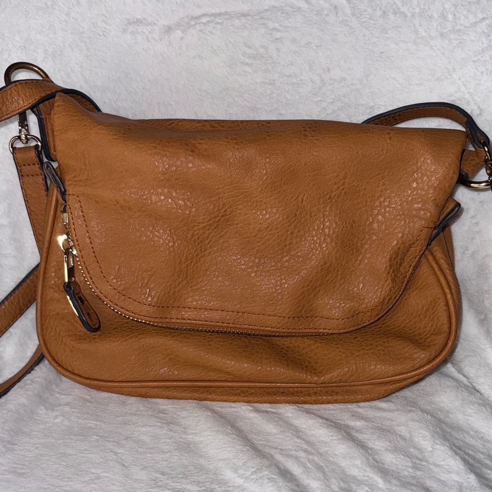 Elegant Tan Faux Leather Shoulder Bag, GUC
